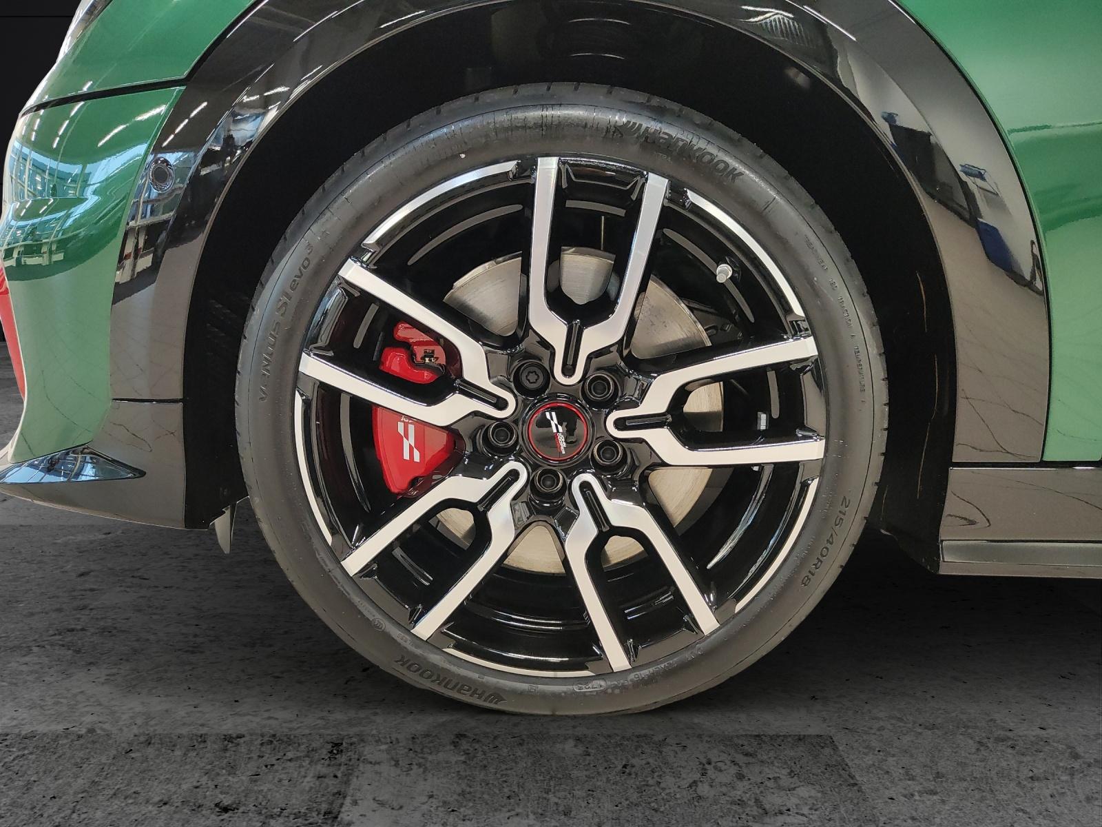 MINI Cabrio F67 2.0i John Cooper Works - 5