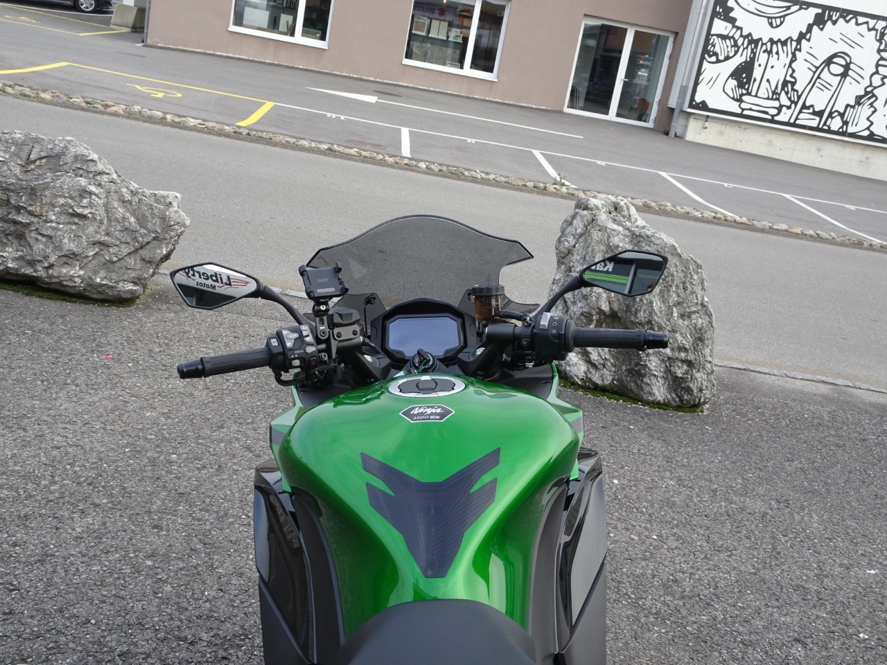 KAWASAKI Ninja 1100 SX SE Tourer - 6