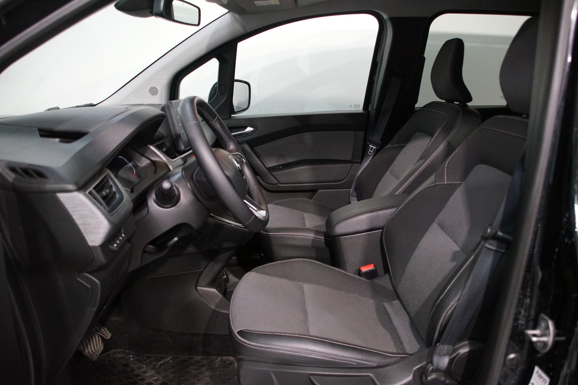 RENAULT Kangoo 1.3 TCe 130 PF Nordic Line A - 11