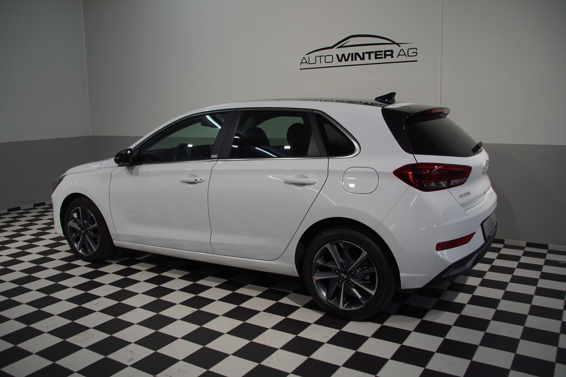 HYUNDAI i30 1.5 T-GDi Vertex 48V MH DCT *swiss* - 8