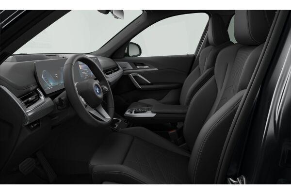 BMW X1 30e X Line xDrive U11 (CH) 📍 - 3