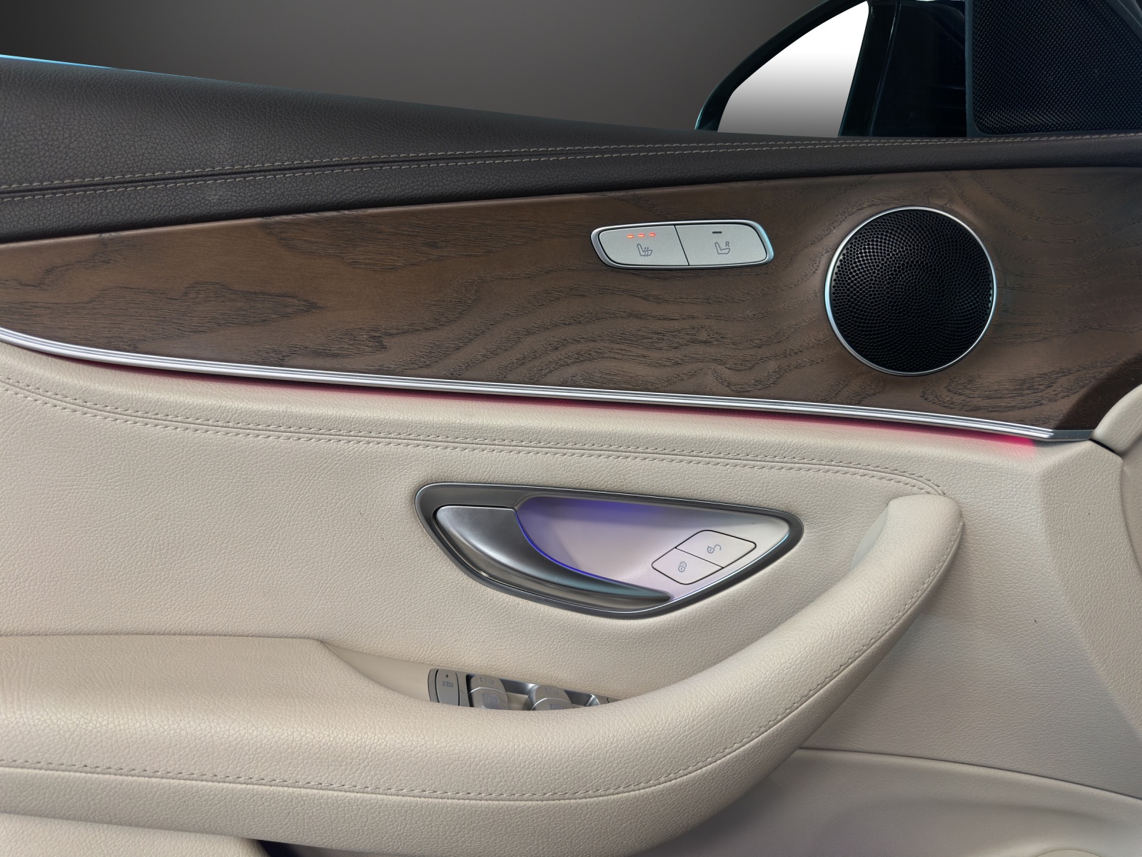 MERCEDES-BENZ E 350 d Exclusive 4Matic - 13