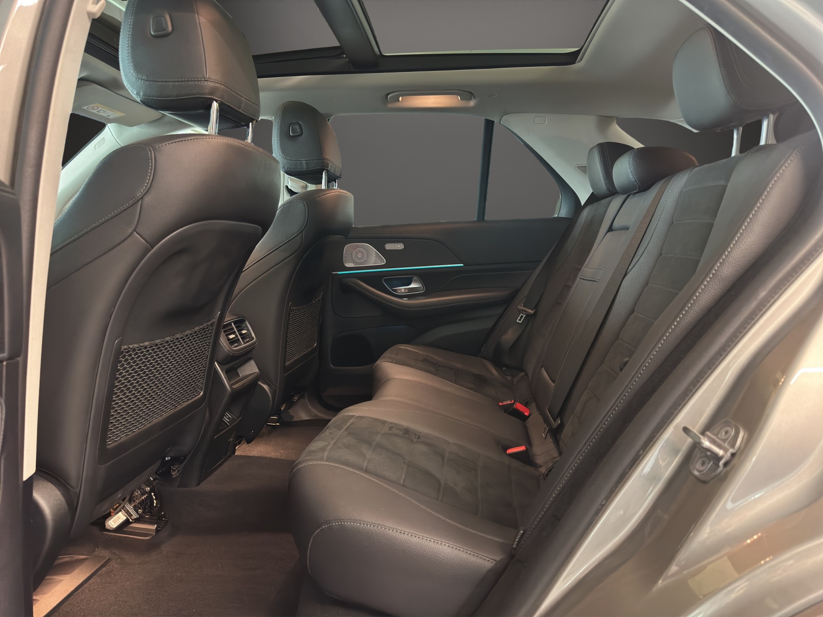 MERCEDES-BENZ GLE 300 d AMG Line 4Matic - 12