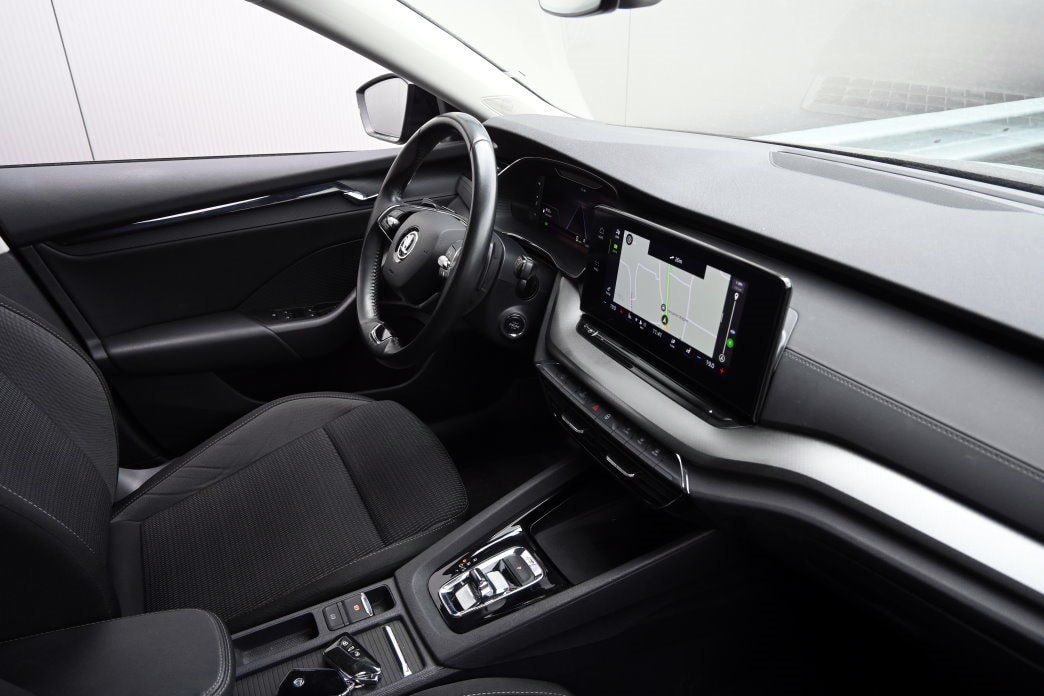 SKODA Octavia Combi 2.0 TDI DSG Ambition - 7