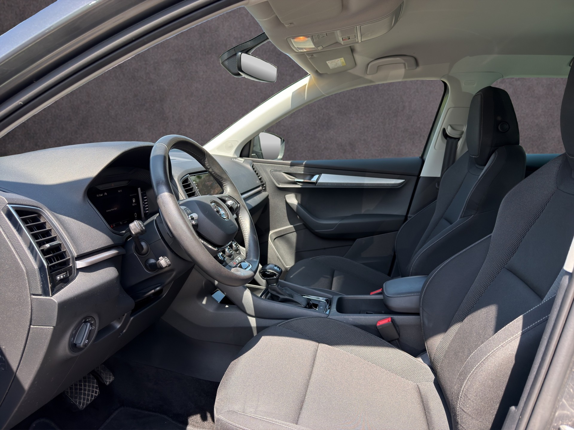 SKODA Karoq 2.0 TDI Style 4x4 DSG - 9