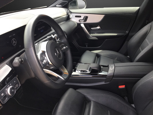 MERCEDES-BENZ CLA SB 250 AMG Line 4M 7G - 7
