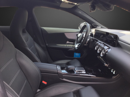 MERCEDES-BENZ CLA SB 250 AMG Line 4M 7G - 9