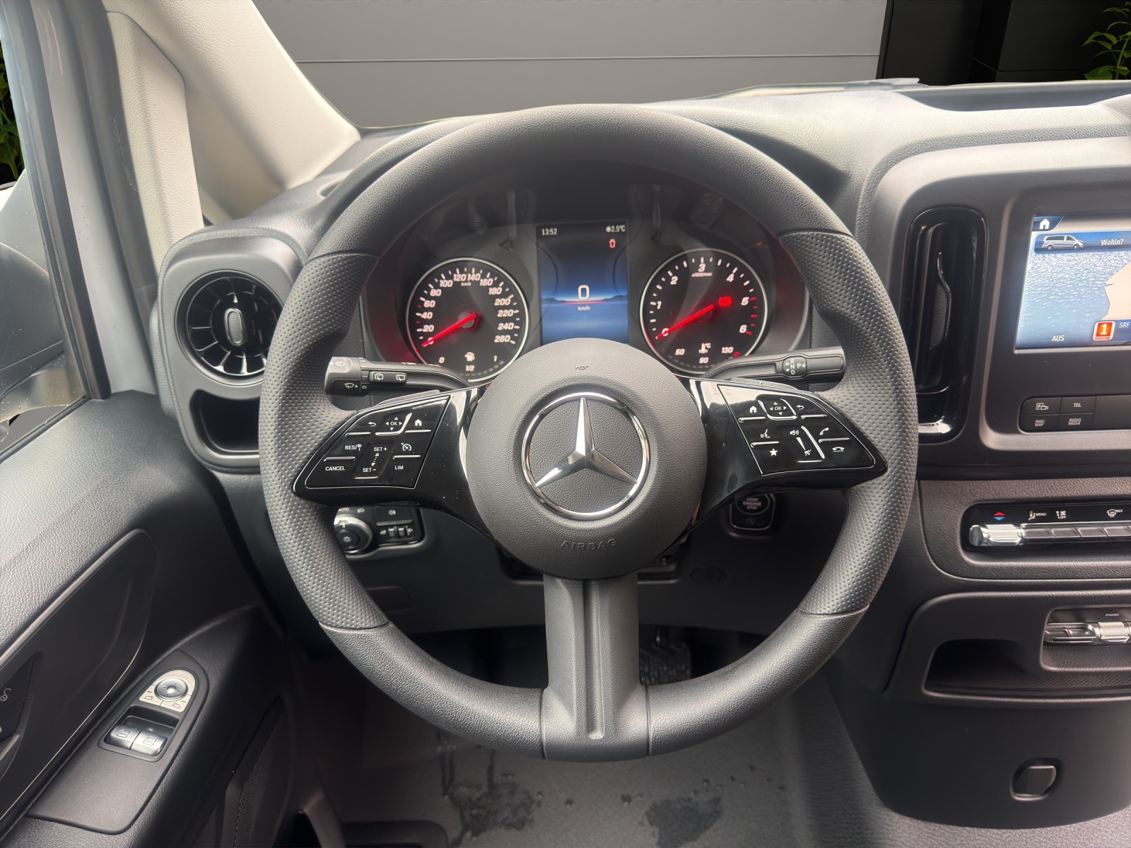 MERCEDES-BENZ Vito 114 KA PRO 3200mm L WORKER 4x4 - 13