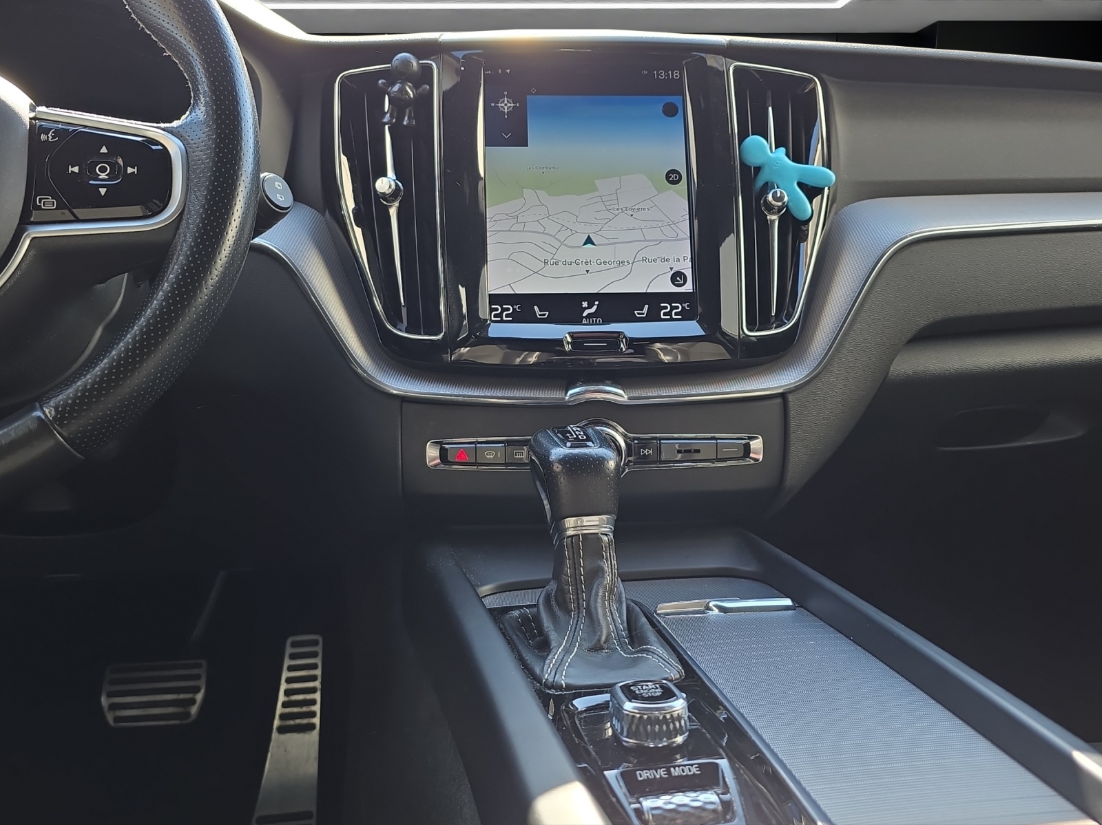 VOLVO XC60 D4 AWD R-Design Geartronic - 9