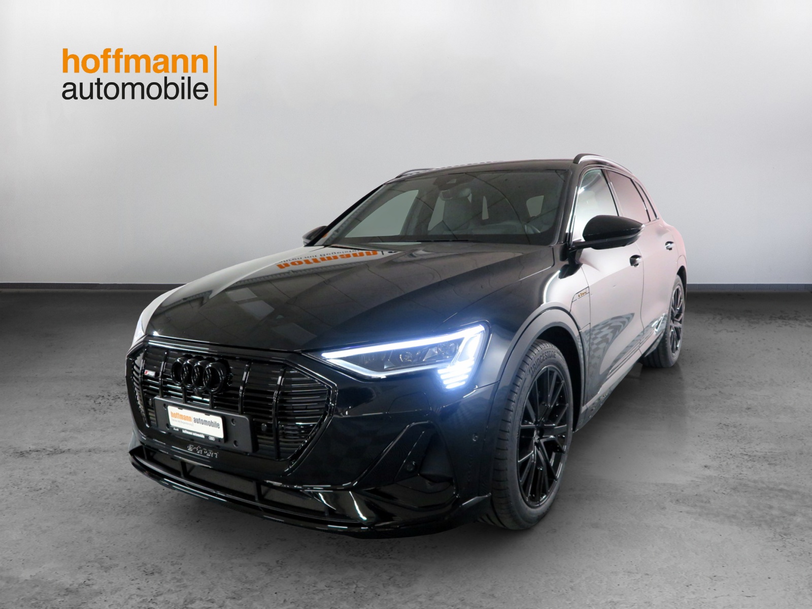 AUDI e-tron 55 S Line Black Edition quattro