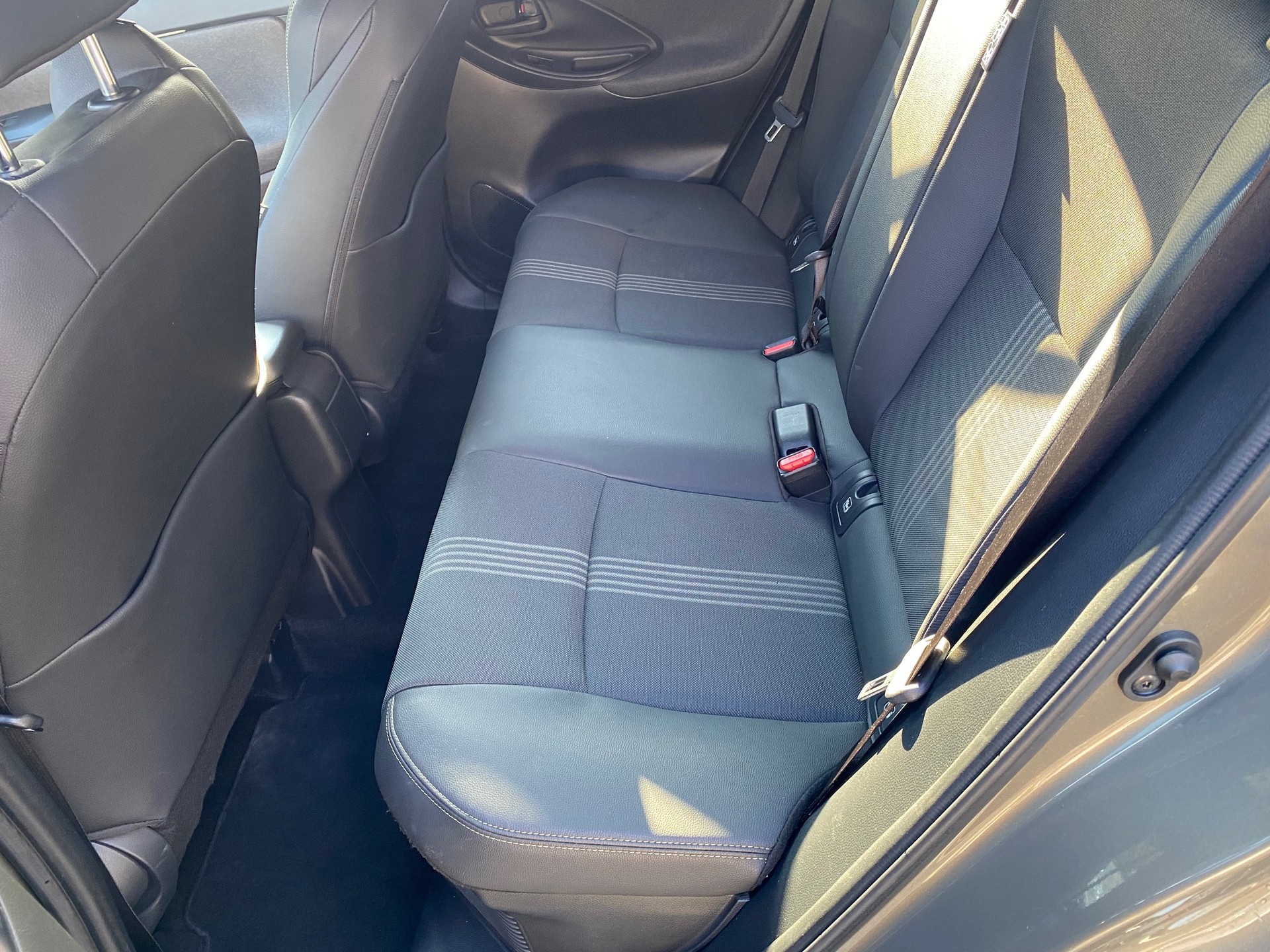 TOYOTA Yaris Cross 1.5 Adventure e-CVT AWDi - 9