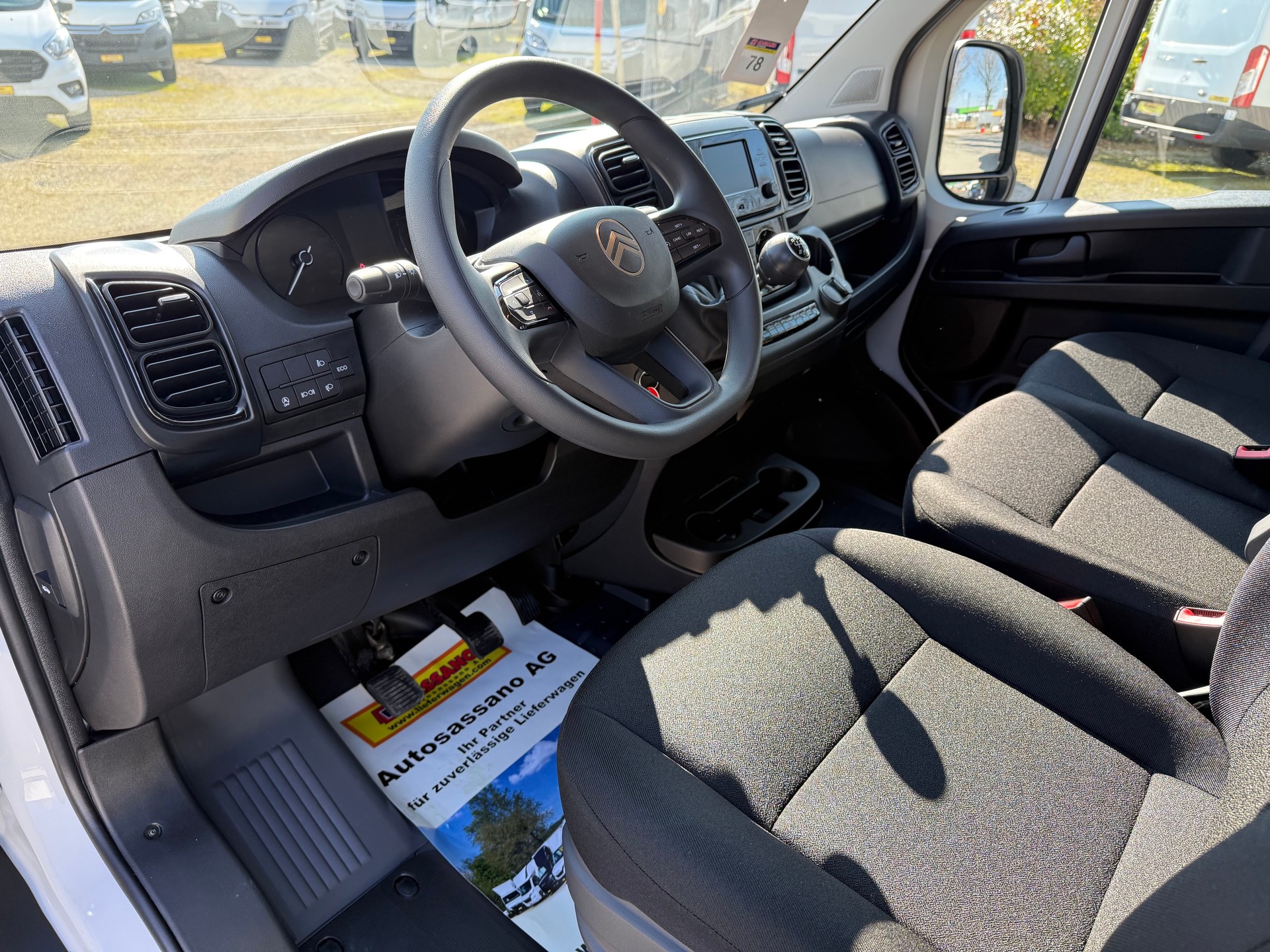 CITROEN Jumper 35+ 2.2 BlueHDi 140 L4 Doppelkabine mit Brücke - 11