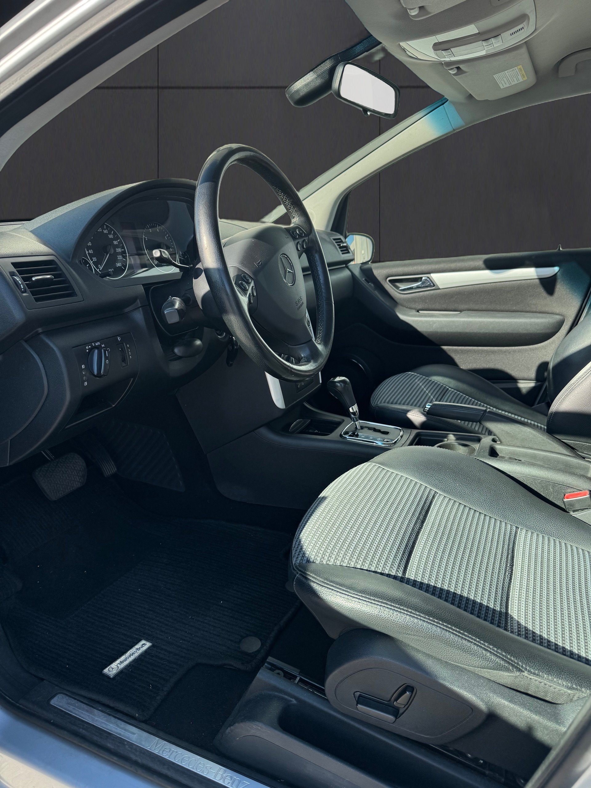 MERCEDES-BENZ A 200 Avantgarde - Expertisé 2026 - 9