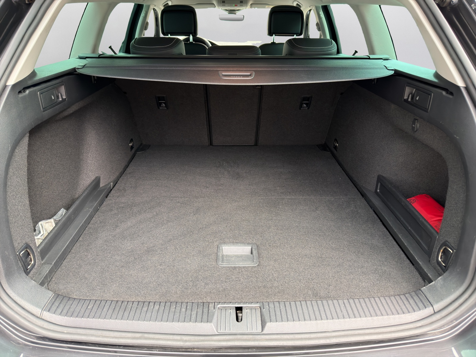 VW Passat 2.0 TDI BMT Elegance 4Motion DSG - 12