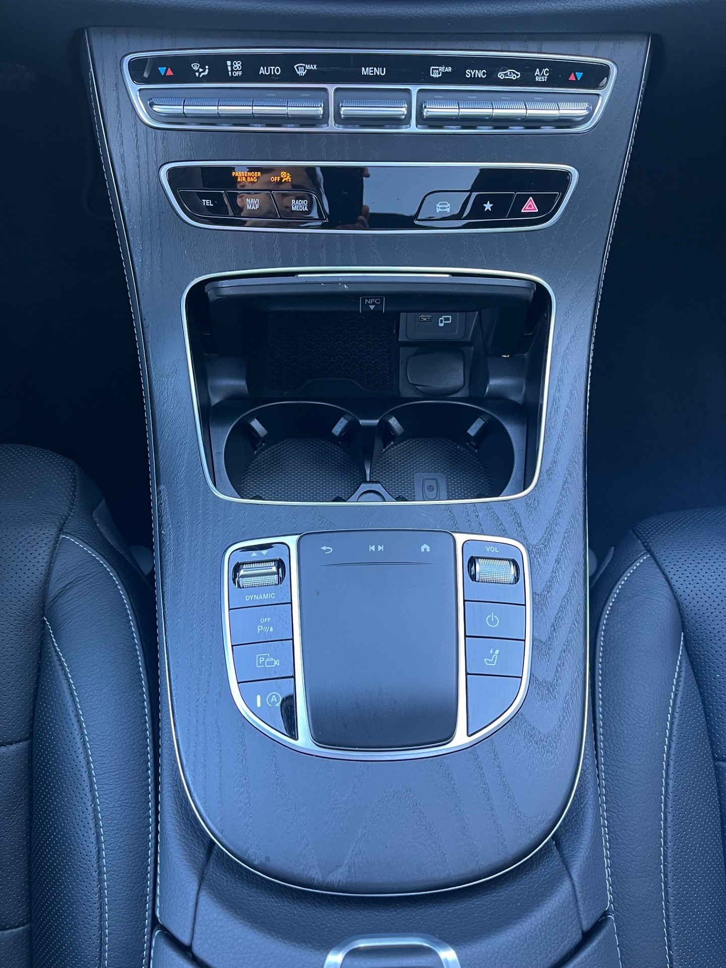 MERCEDES-BENZ E 220 d T 4Matic Swiss Star 9G-Tronic - 13