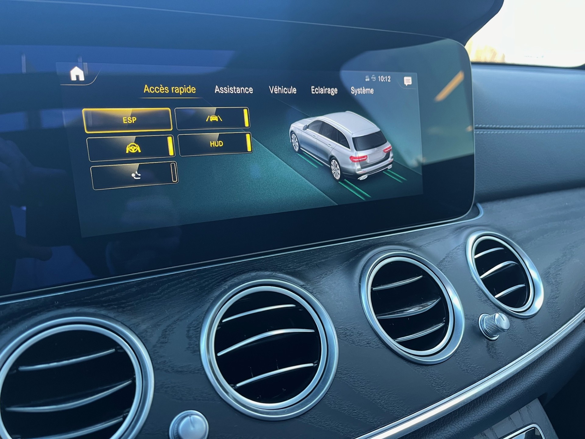 MERCEDES-BENZ E 220 d T 4Matic Swiss Star 9G-Tronic - 17