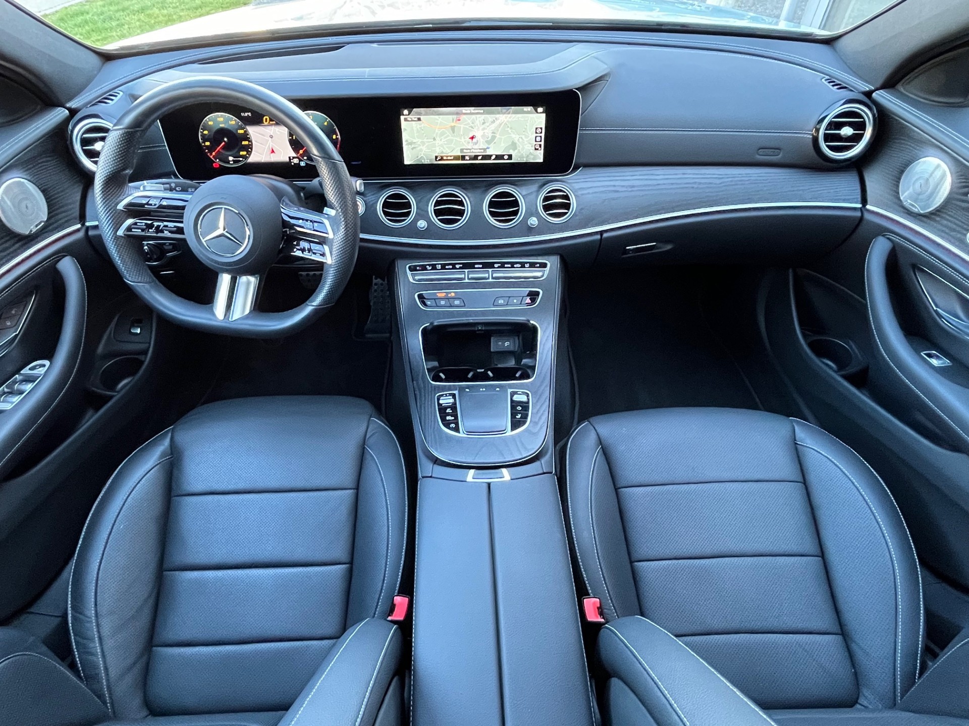 MERCEDES-BENZ E 220 d T 4Matic Swiss Star 9G-Tronic - 11