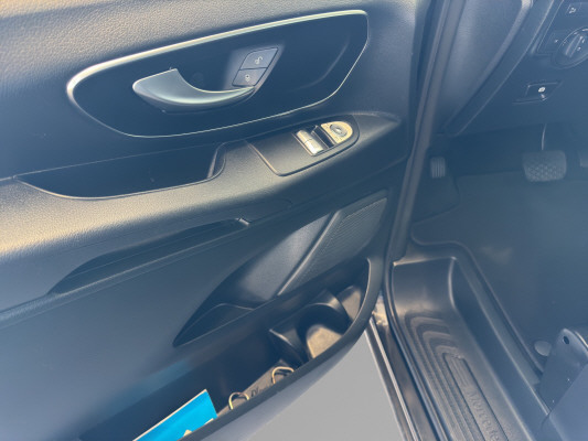 MERCEDES-BENZ Vito 116 CDI L Sel. 4M A - 10