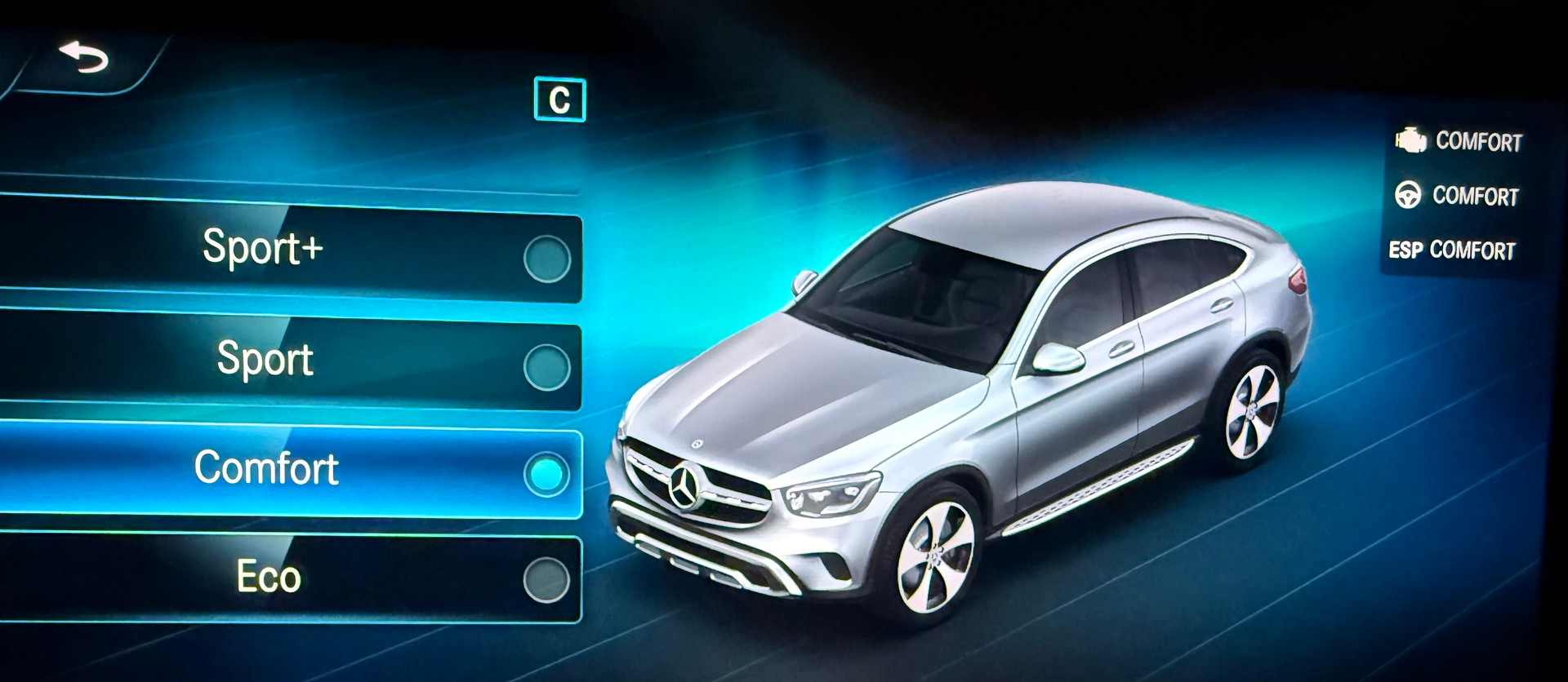 MERCEDES-BENZ GLC Coupé 200 AMG Line 4Matic 9G-Tronic - 13