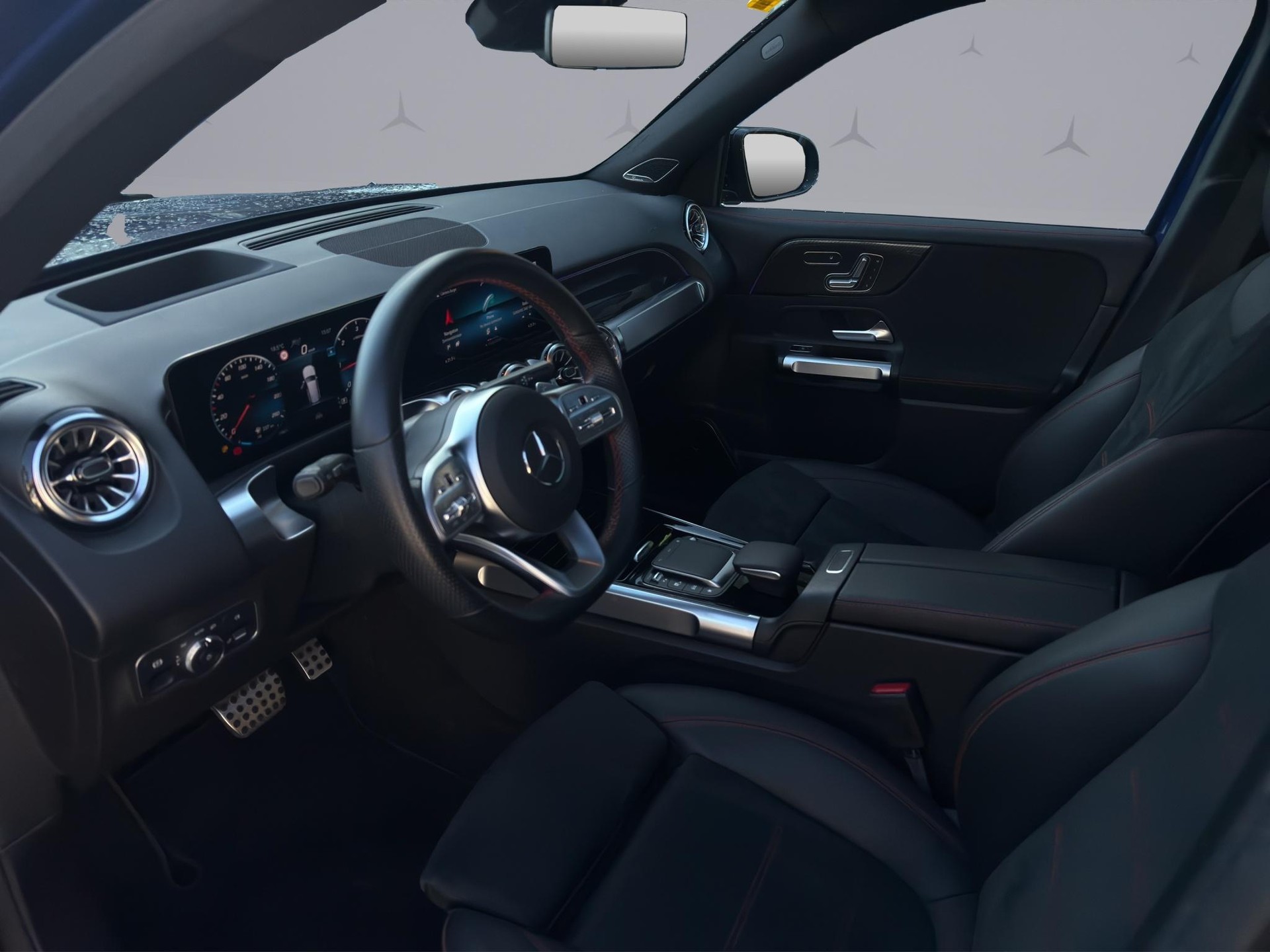 MERCEDES-BENZ GLB 220 d AMG Line 4matic - 10