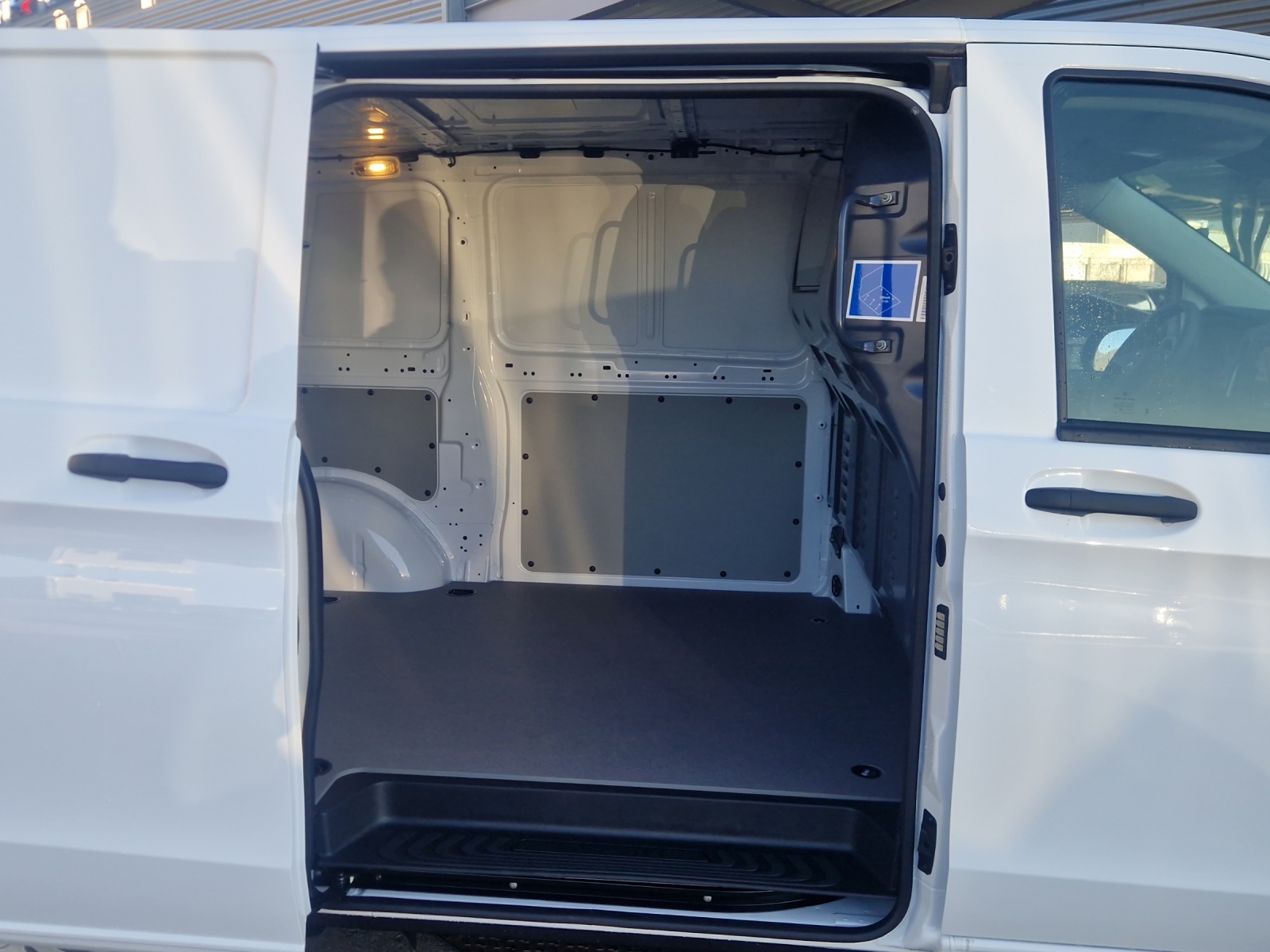 MERCEDES-BENZ Vito 110 CDI Lang Pro - 11