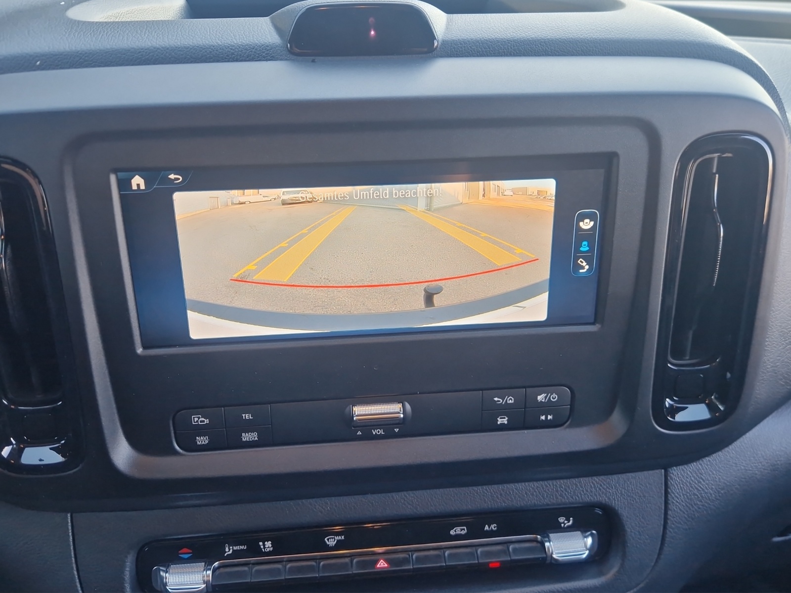 MERCEDES-BENZ Vito 110 CDI Lang Pro - 9