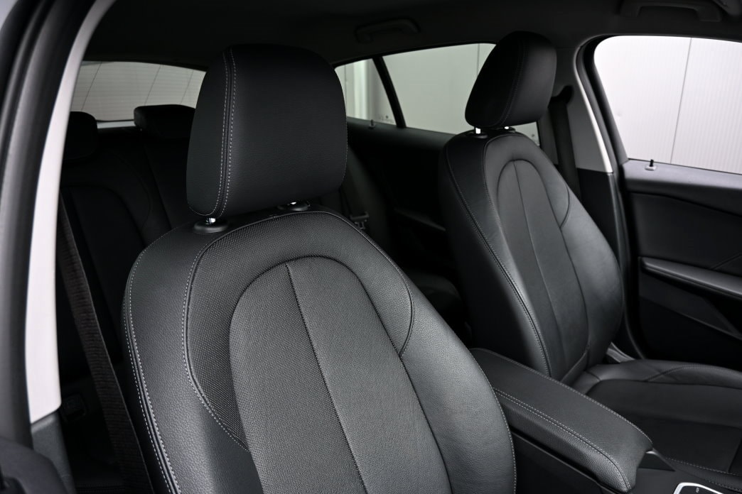 BMW 118i Steptronic - 6