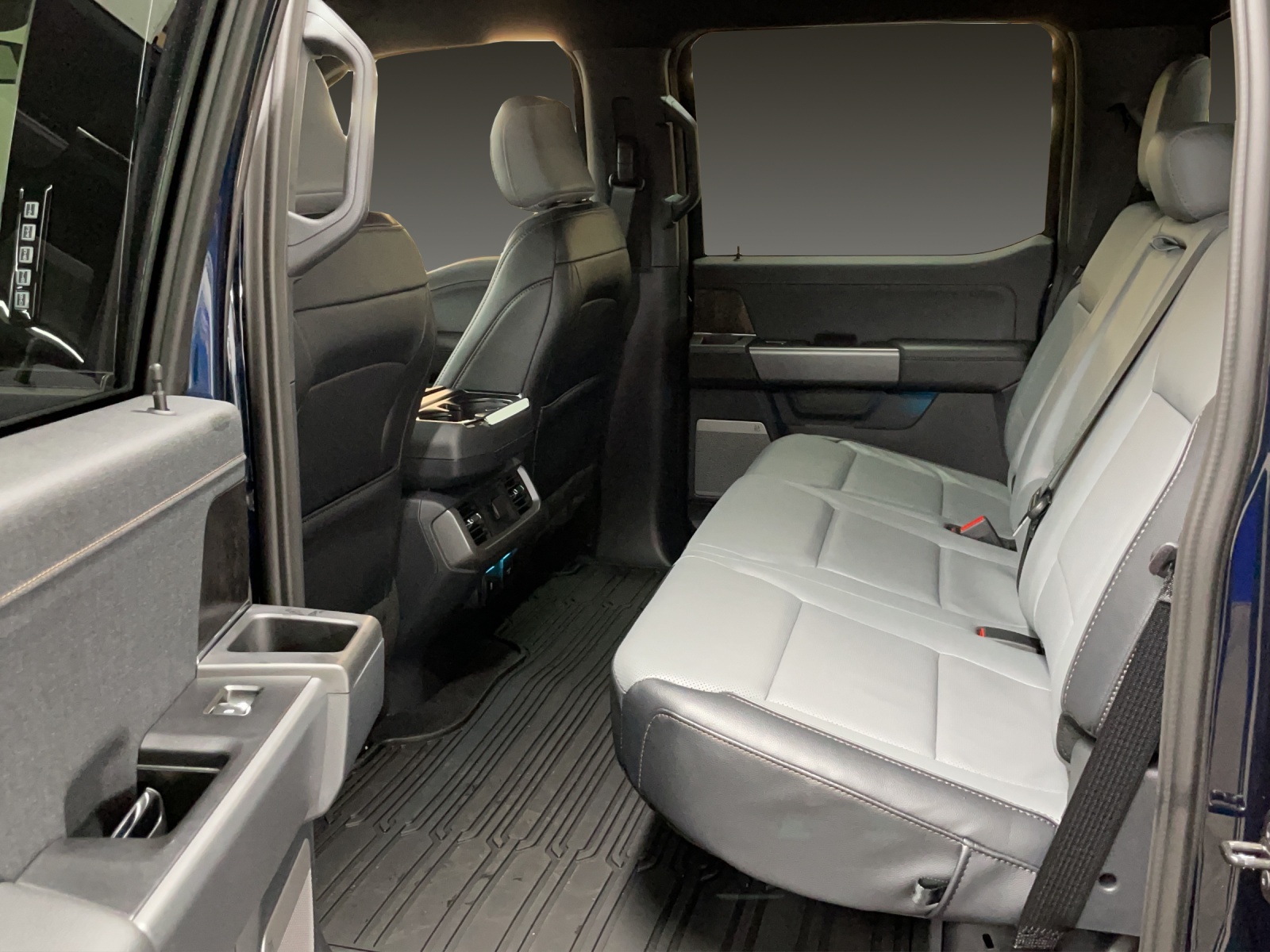 FORD F-150 Lightning DKab.Pick-up 98 kWh Lariat Launch Edition - 12