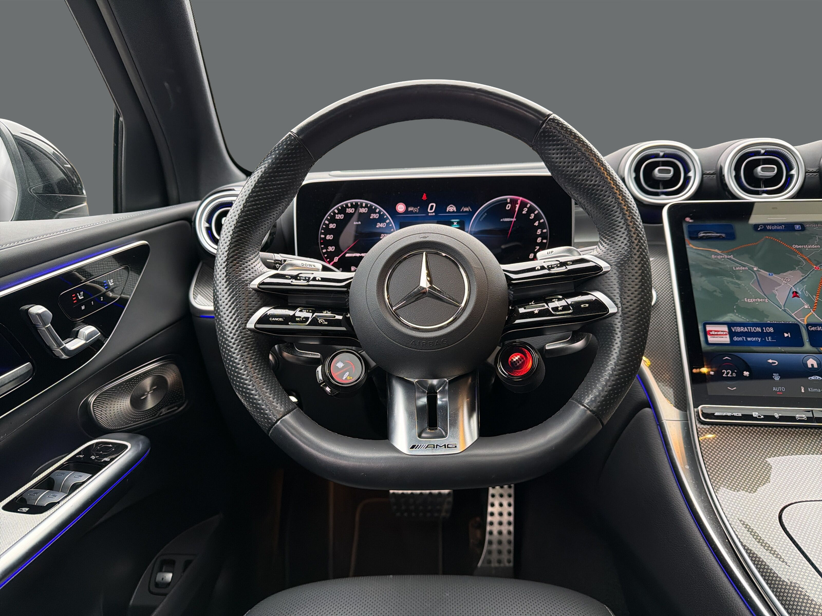 MERCEDES-BENZ GLC AMG 63 S e Perform. - 10