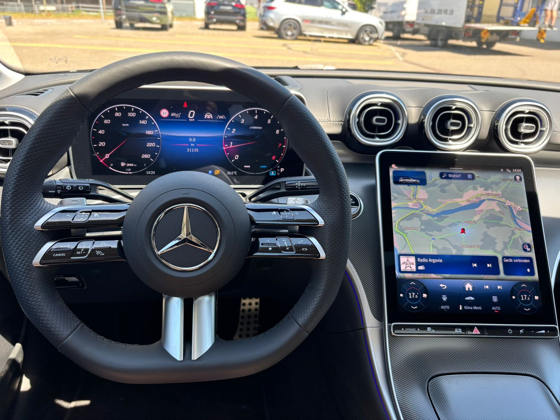 MERCEDES-BENZ C 200 AMG-Line 4Matic Kombi - 11