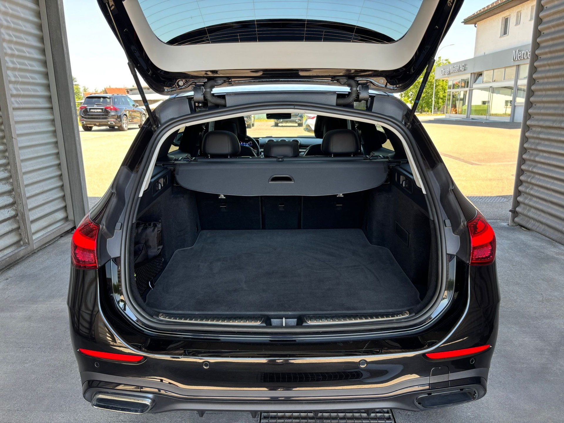 MERCEDES-BENZ C 200 AMG-Line 4Matic Kombi - 14