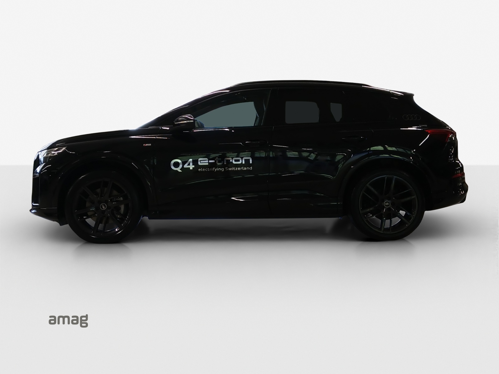AUDI Q4 e-tron SUV quattro performance - 2