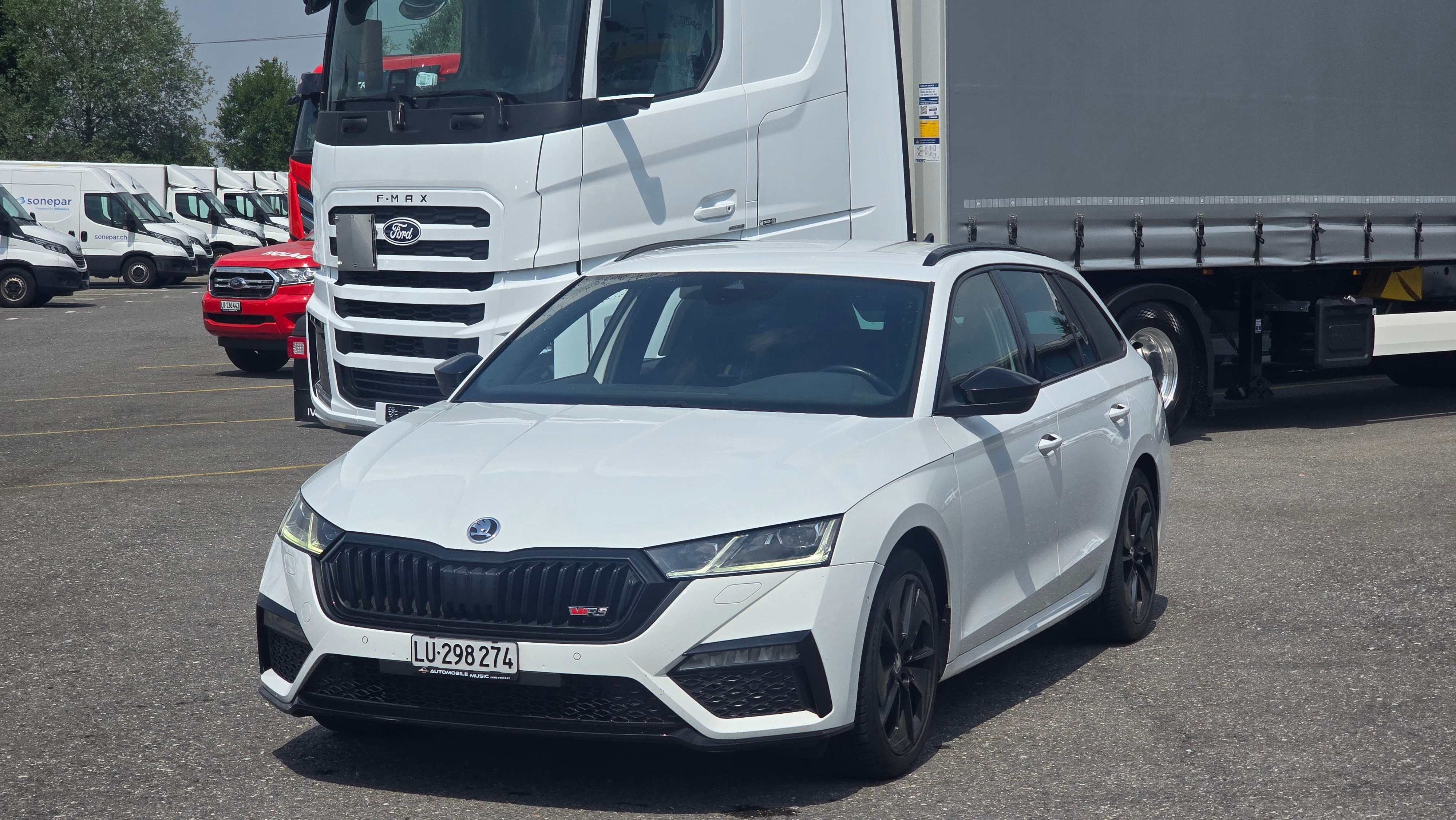 Škoda Octavia Combi 2.0 TDI DSG RS 4x4