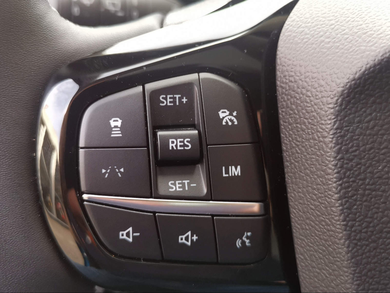 FORD Puma Gen-E Premium - 9