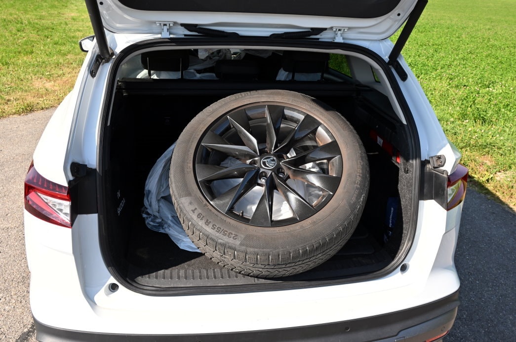 SKODA Enyaq iV 60 - 13