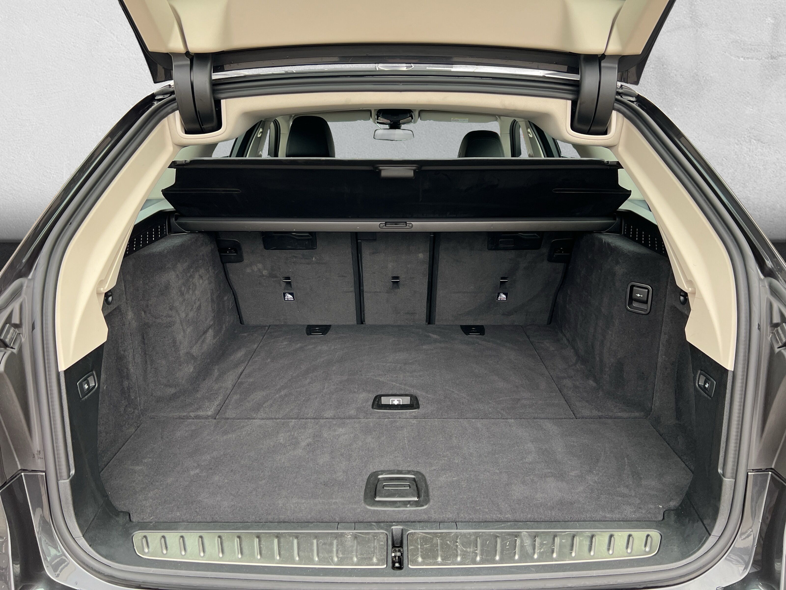 BMW 530d xDrive 48V Touring Steptronic📍 - 5