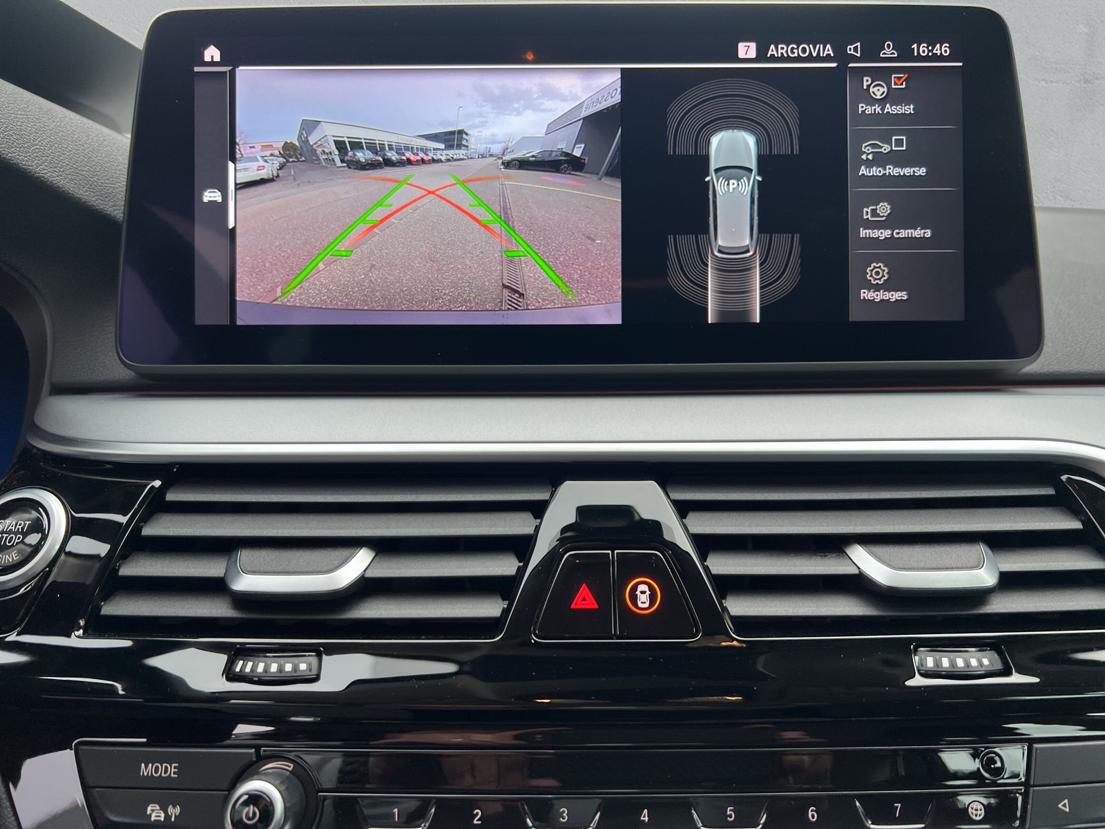 BMW 530d xDrive 48V Touring Steptronic📍 - 17