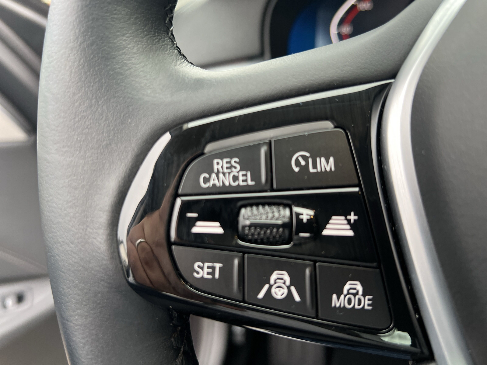 BMW 530d xDrive 48V Touring Steptronic📍 - 14