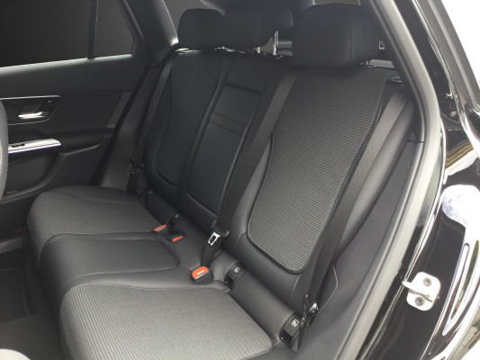MERCEDES-BENZ GLC 200 4Matic 9G-Tronic - 11