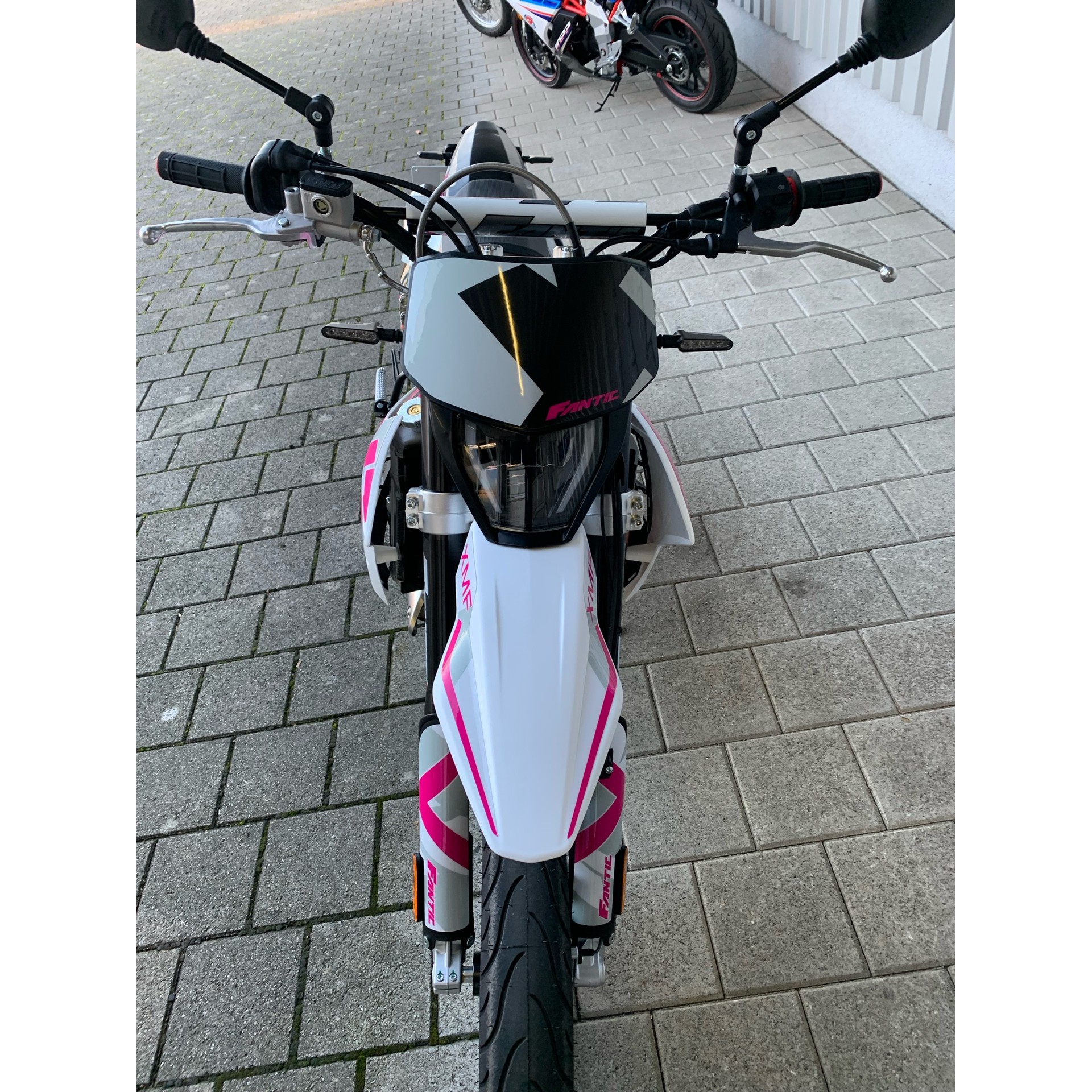 FANTIC XMF 125 Motard Performance - 11