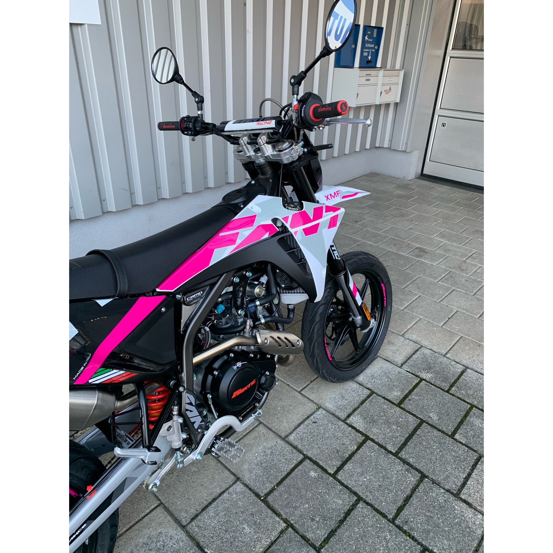 FANTIC XMF 125 Motard Performance - 10