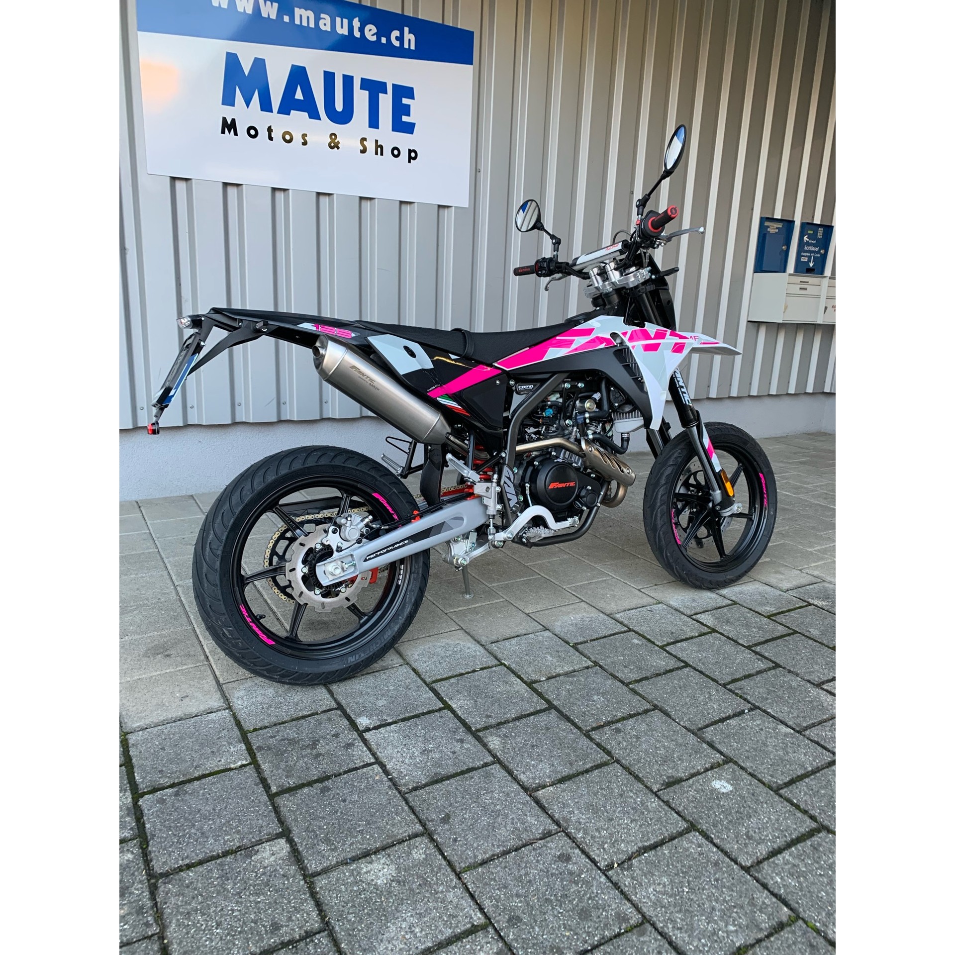 FANTIC XMF 125 Motard Performance - 8