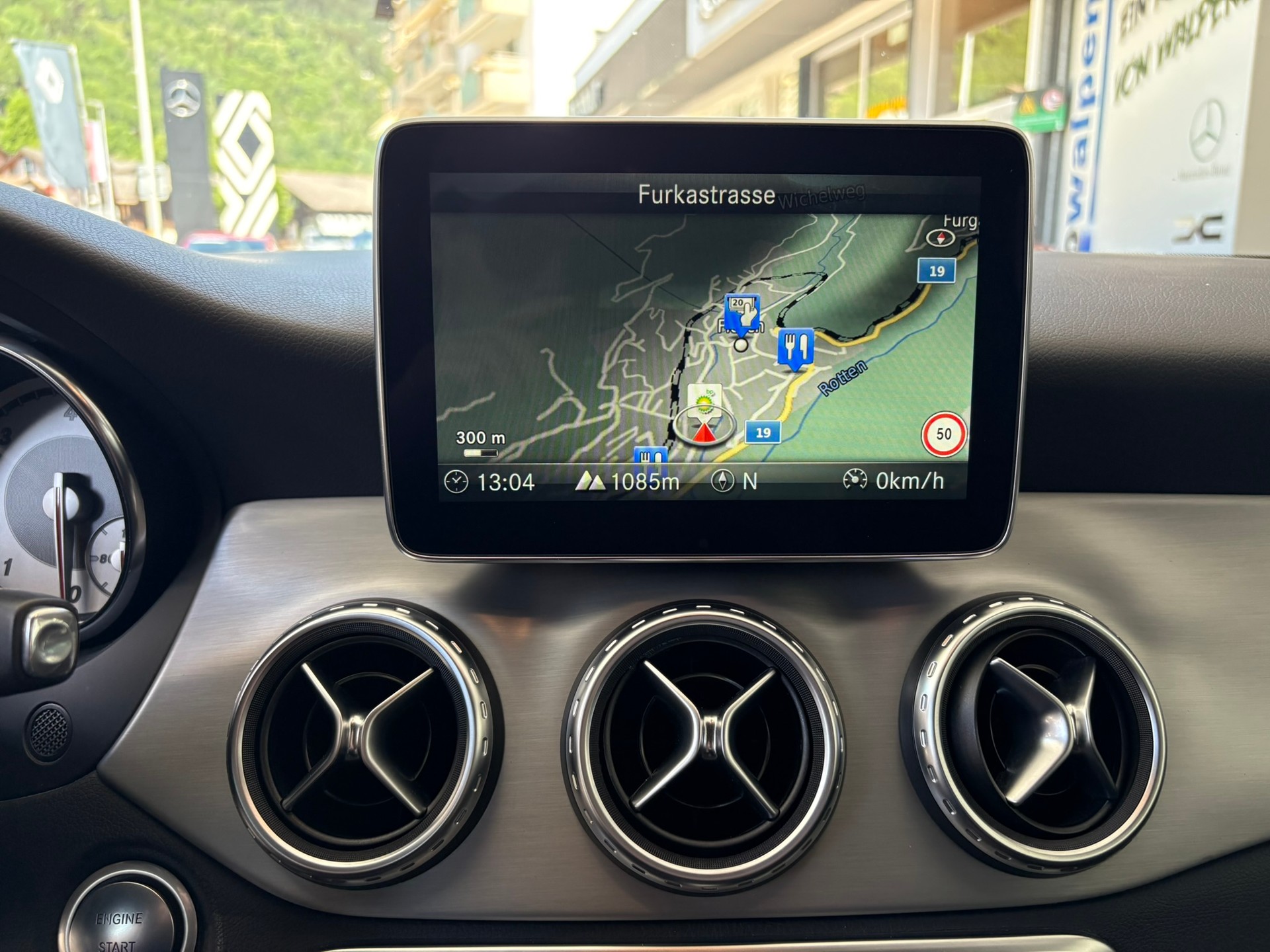 MERCEDES-BENZ GLA 200 CDI Swiss Edition 4 Matic - 13