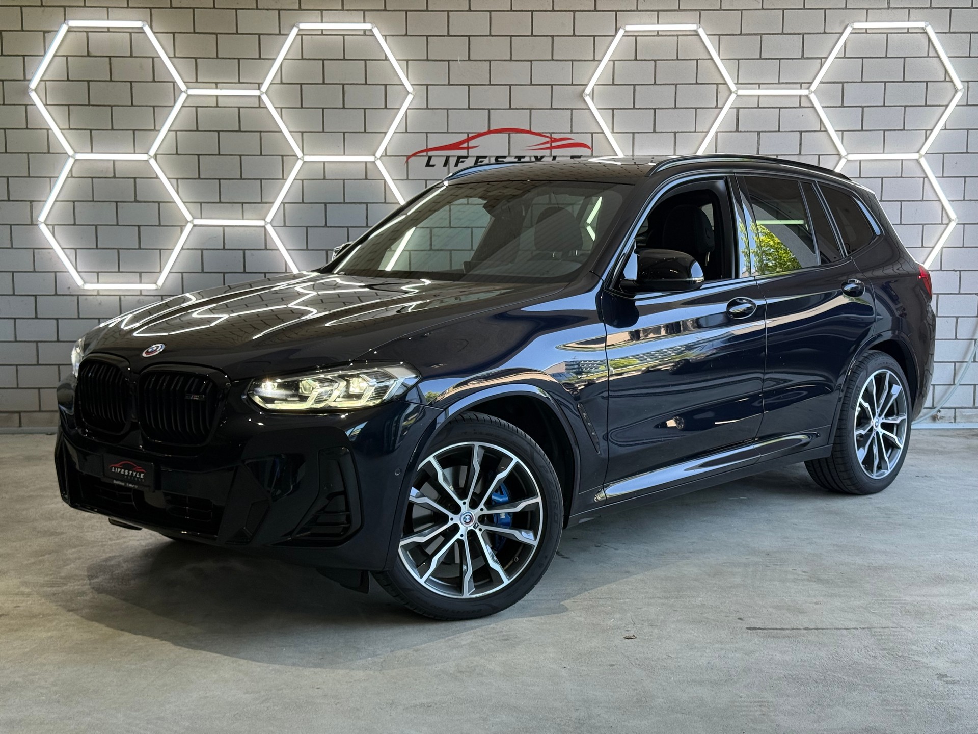 BMW X3 M40i Travel