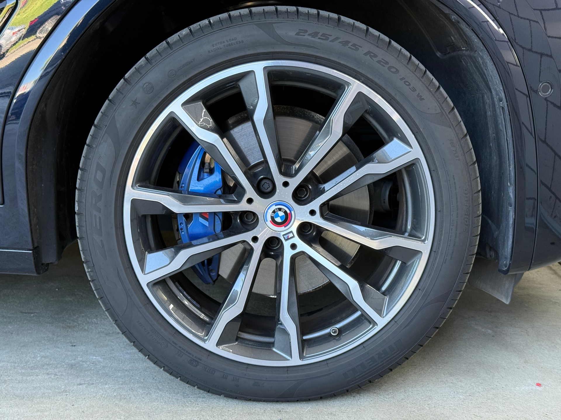 BMW X3 M40i Travel - 16