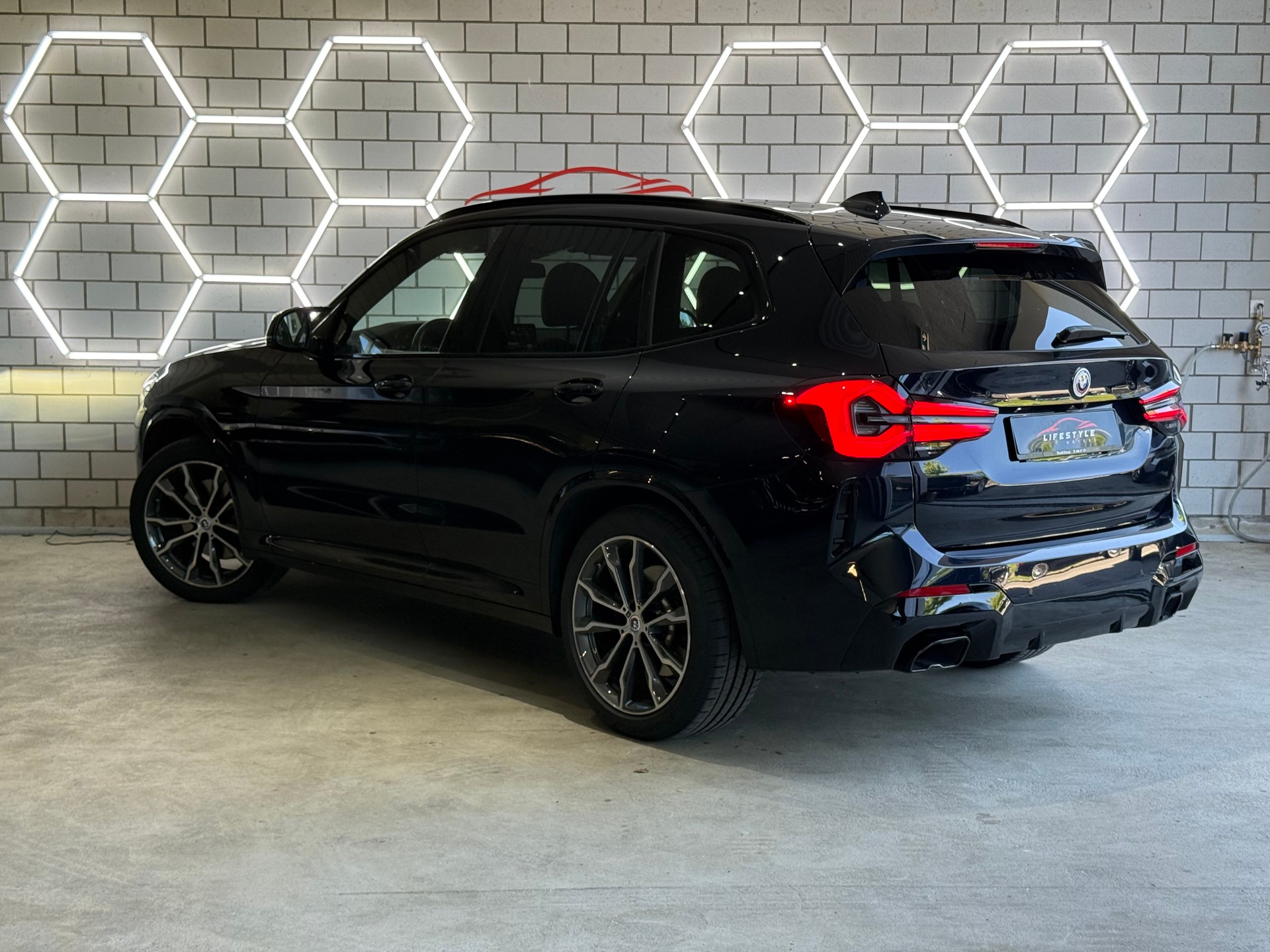 BMW X3 M40i Travel - 3