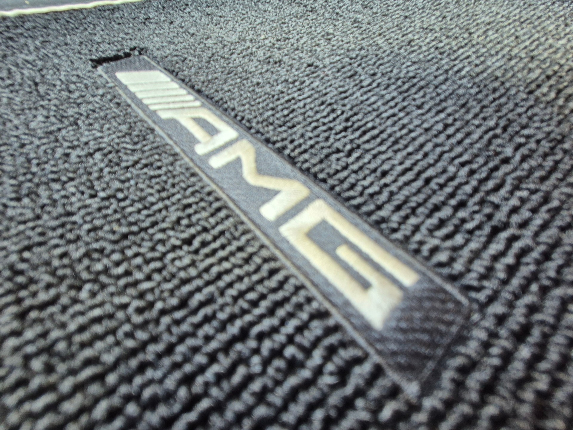 MERCEDES-BENZ CLA 45 AMG 4Matic Speedshift - 11