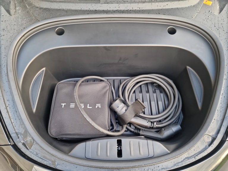tesla Gallery 22