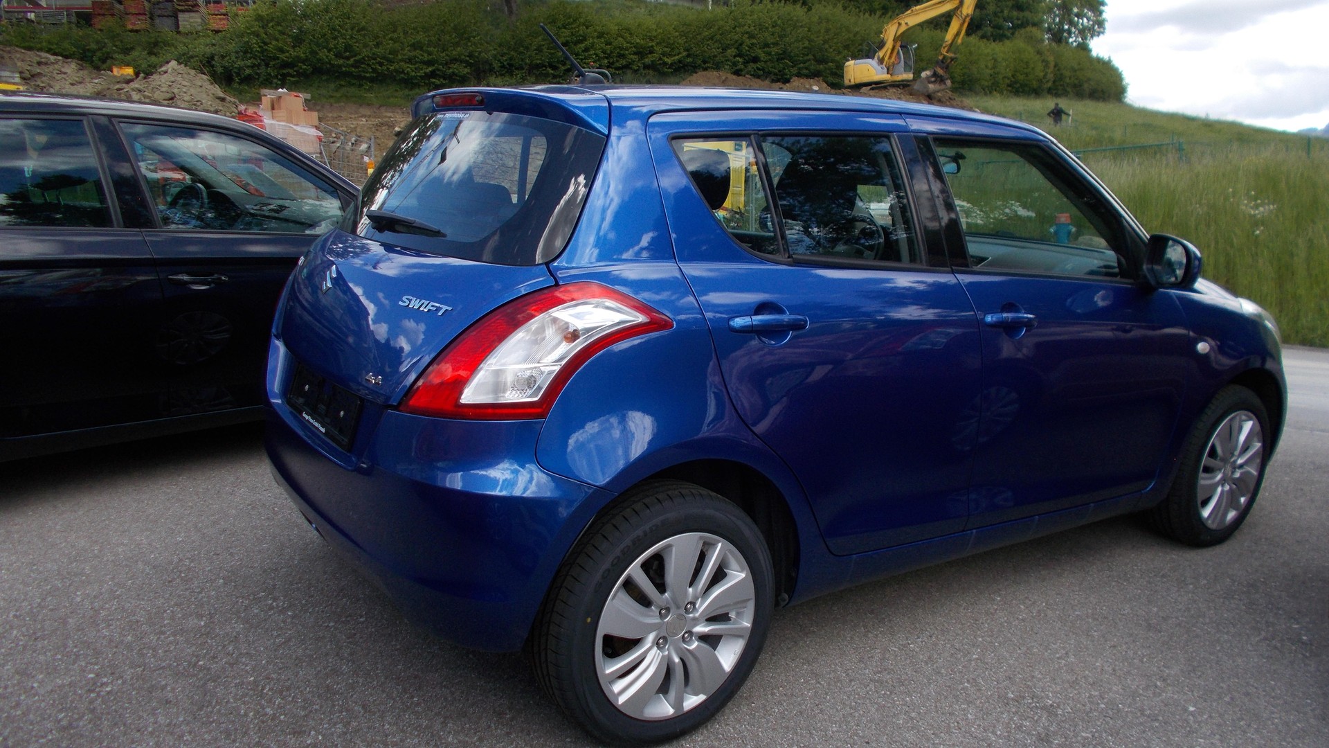 SUZUKI Swift 1.2i 16V GL Top 4x4 - 2