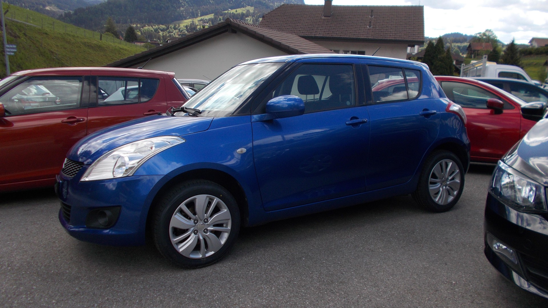 SUZUKI Swift 1.2i 16V GL Top 4x4 - 4